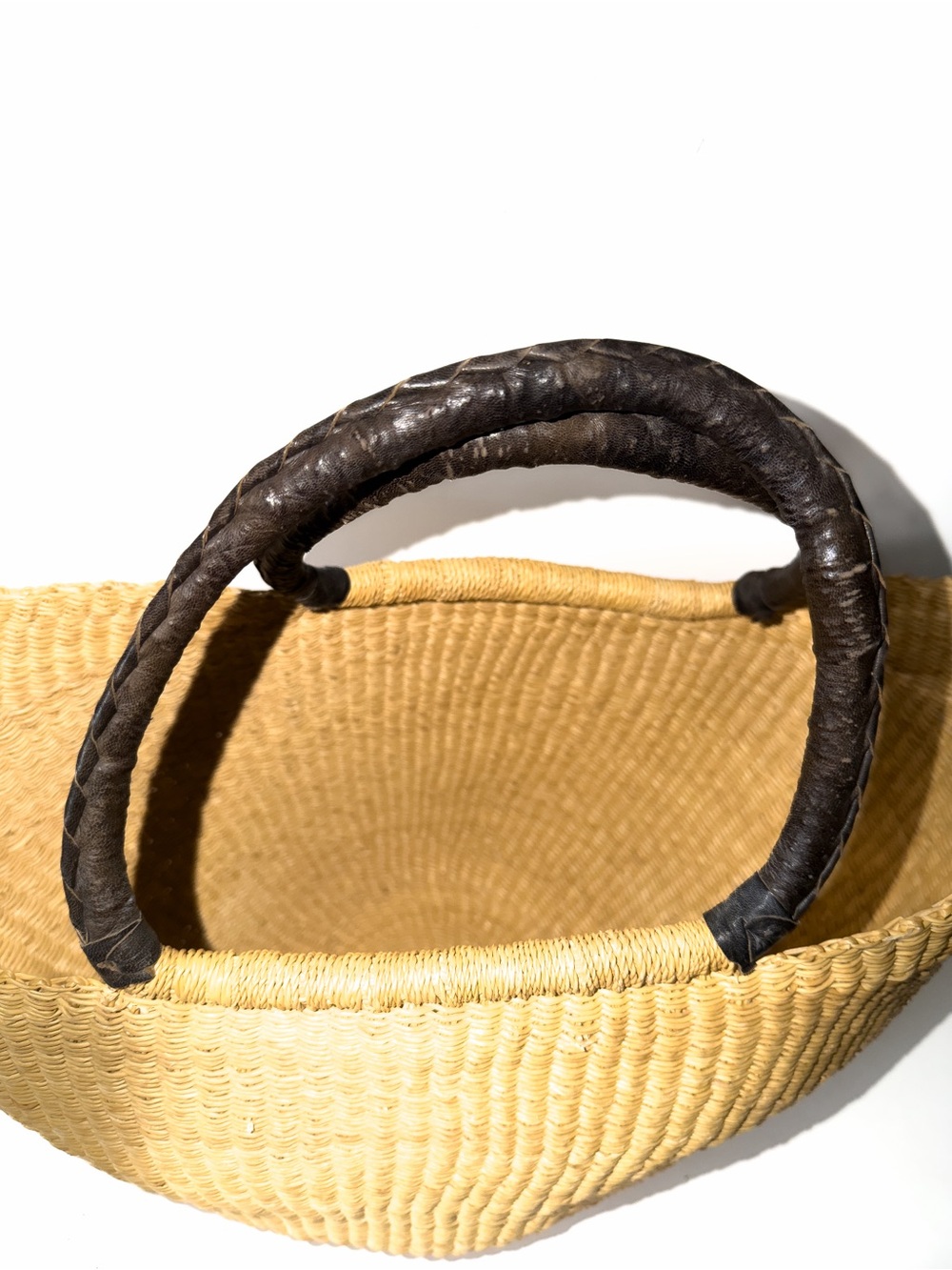 Woven Large Straw Tote Bag with Dark Brown Leather Bound Handles - Picture 4 of 9